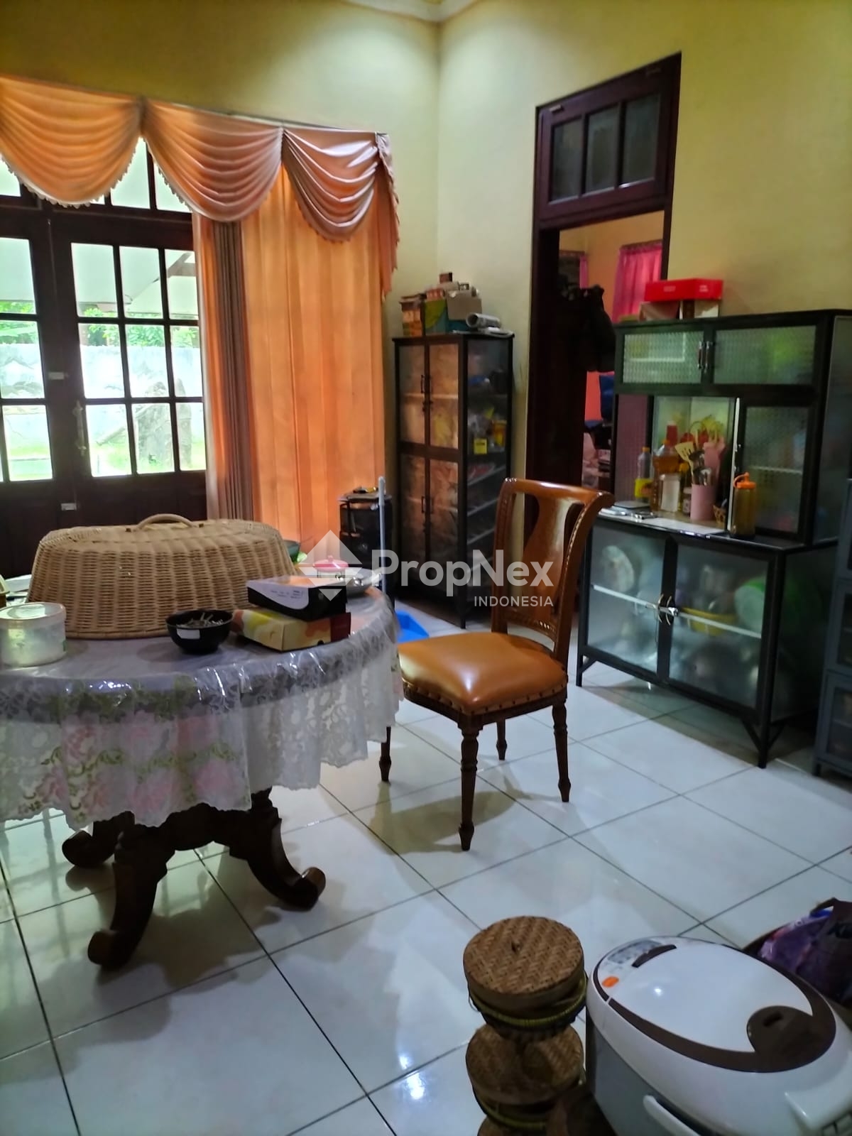 Rumah Pribadi dan Klinik Bagus di Gresik Lokasi Strategis — foto 7
